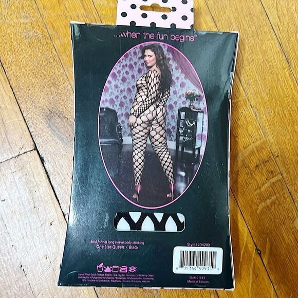 Seven 'til Midnight Bold Fishnet Bodystocking Long Sleeve 20420X Queen Size Blac - Picture 3 of 6